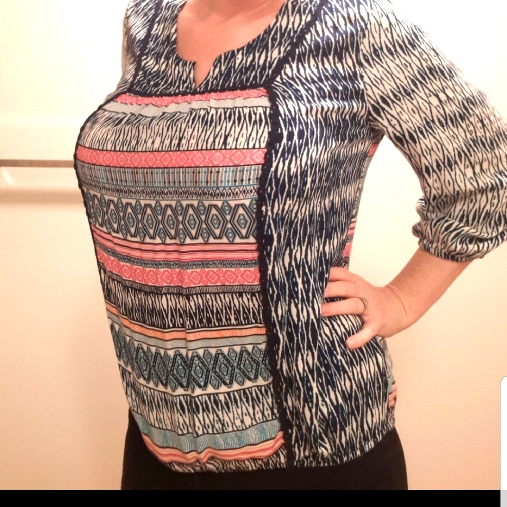 NWOT Gorgeous Valerie Stephens Top